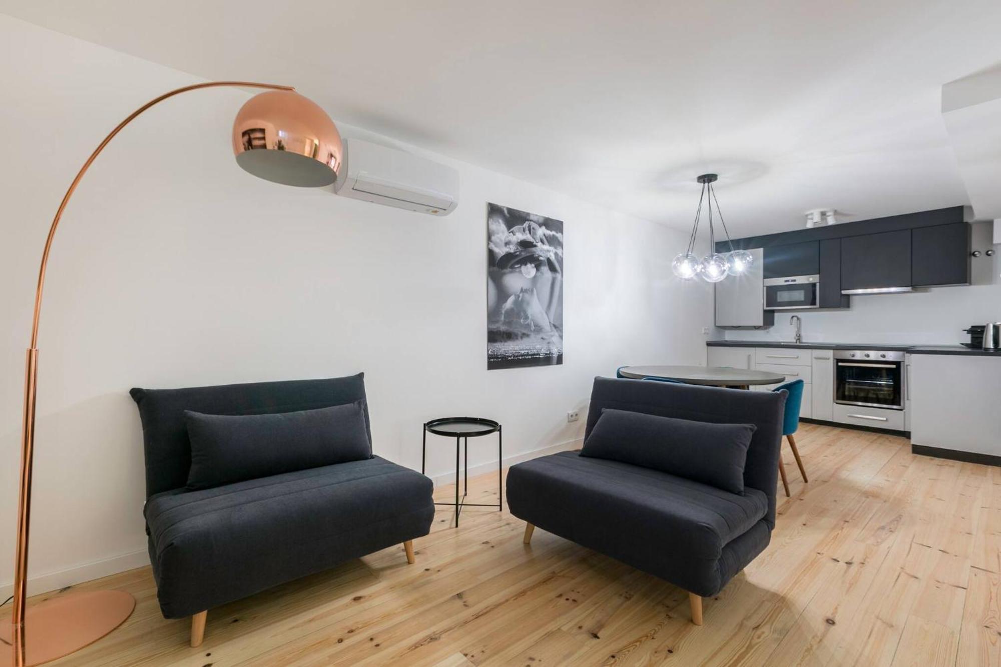 Bairro Alto Design Apartment ลิสบอน ภายนอก รูปภาพ