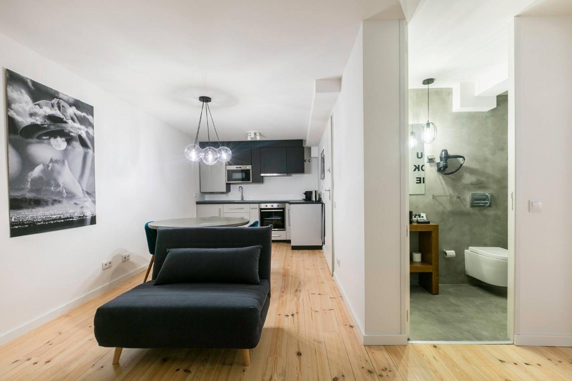 Bairro Alto Design Apartment ลิสบอน ภายนอก รูปภาพ